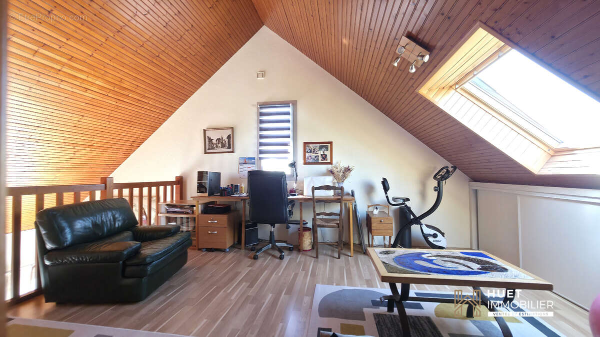 Maison à LASSY