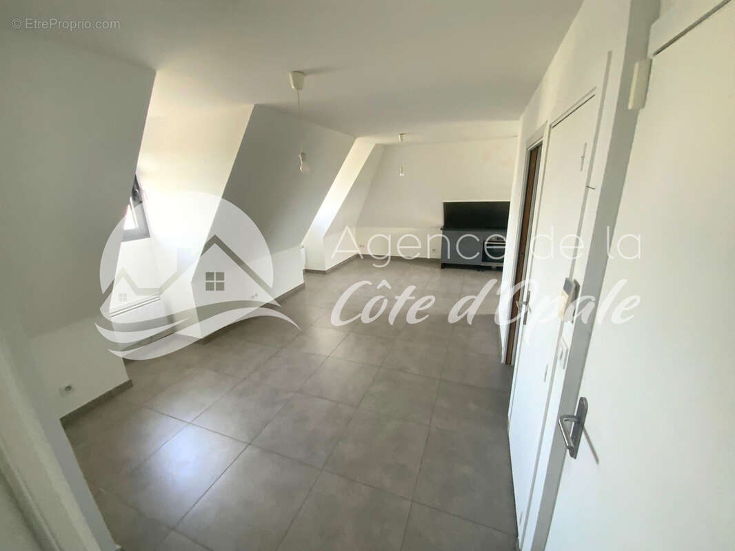 Appartement à MERIGNIES