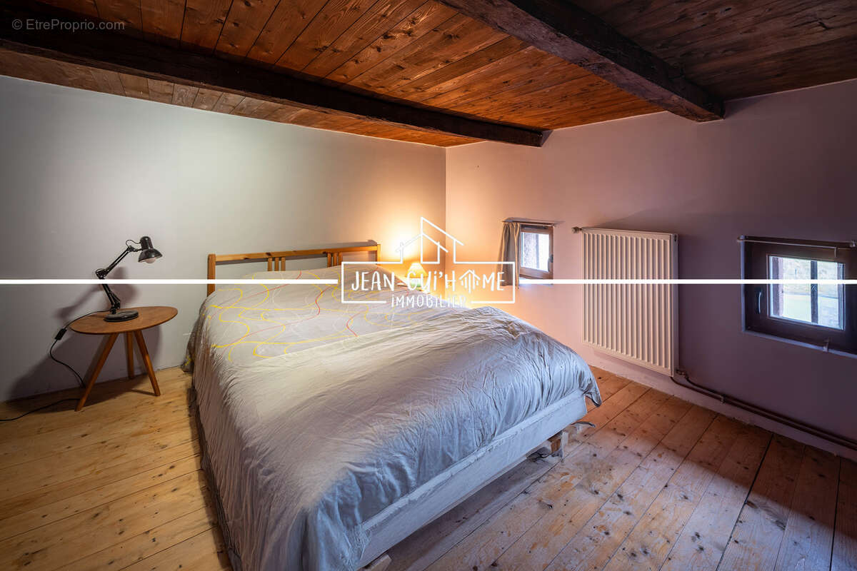 Maison à LA NEUVEVILLE-DEVANT-LEPANGES