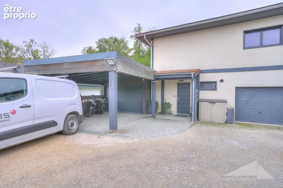 Maison 4 pièces 112 m² à vendre à Saint-Jean-De-Gonville (01630) - photo 4