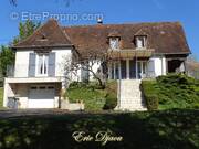 Maison à CONDAT-SUR-VEZERE