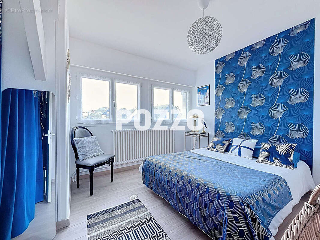 Maison à DONVILLE-LES-BAINS