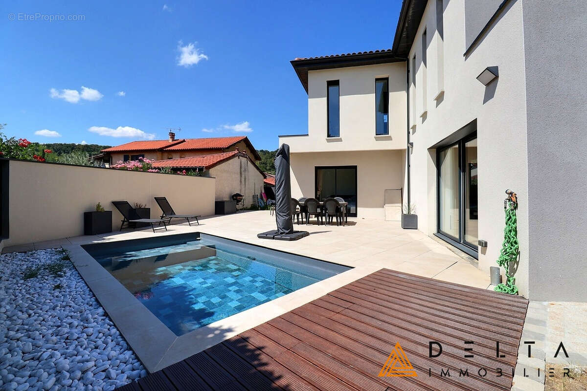 Maison 119 m² avec piscine sur terrain de 401 m² - photo 2