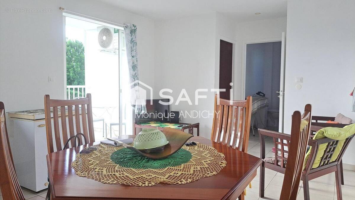 Photo 1 - Appartement à SAINT-JOSEPH