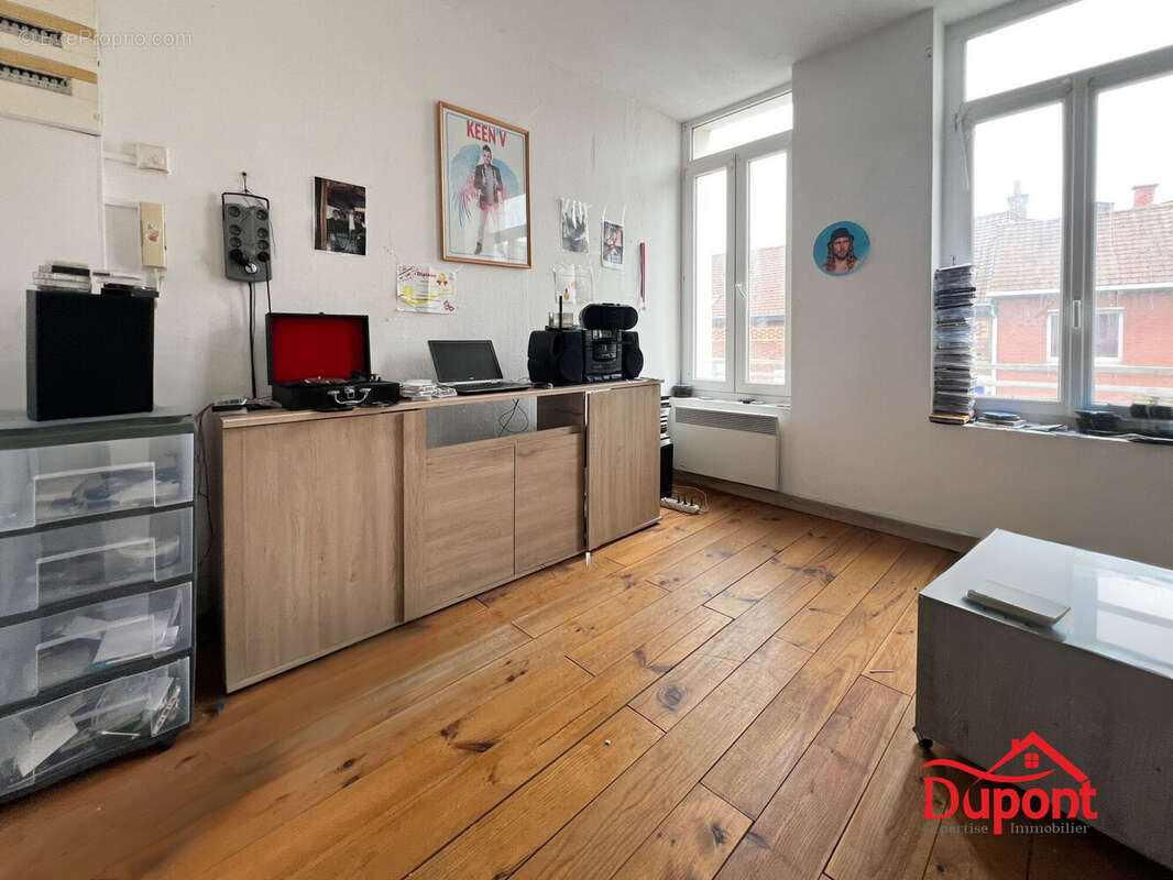 Appartement 250 m² à Denain  - photo 4