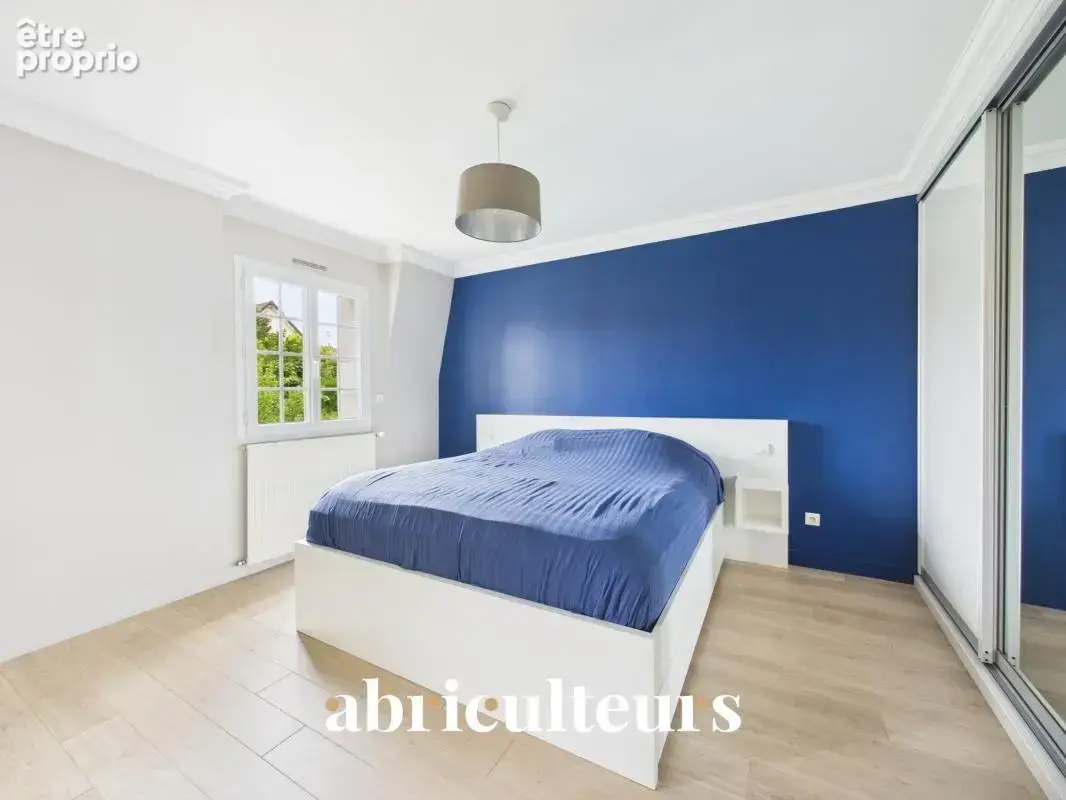 Maison familiale individuelle avec jardin - 6 pièces - 185 m² - Ormesson-sur-Marne - photo 10