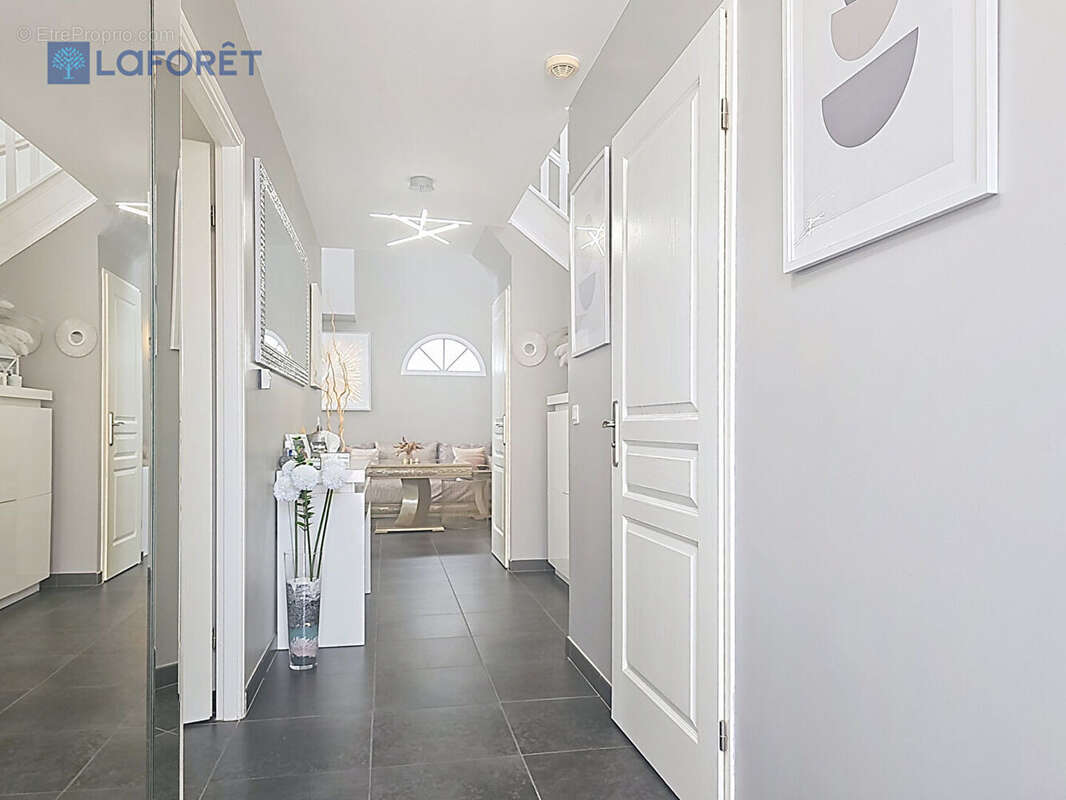 Maison Bailly Romainvilliers 5 pièce(s) 120 m² - photo 10