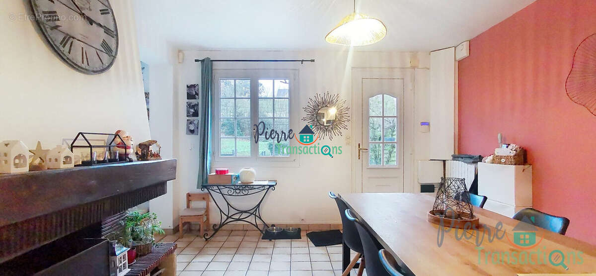 Maison à SAINT-LAURENT-DE-BREVEDENT