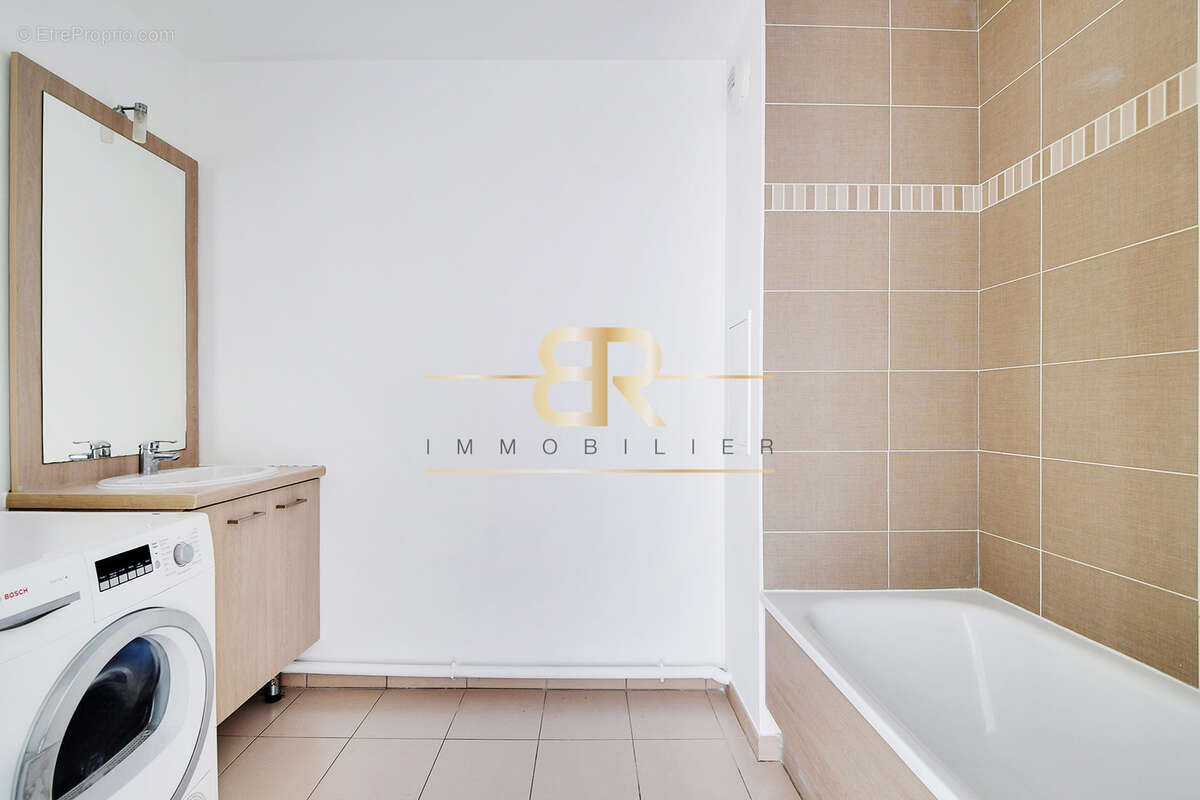 Appartement à GENNEVILLIERS