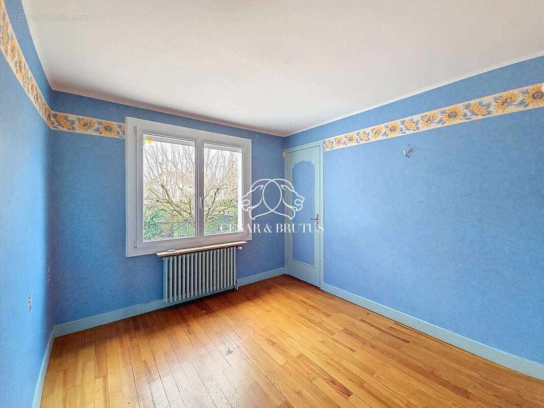 Maison à CHAZAY-D'AZERGUES