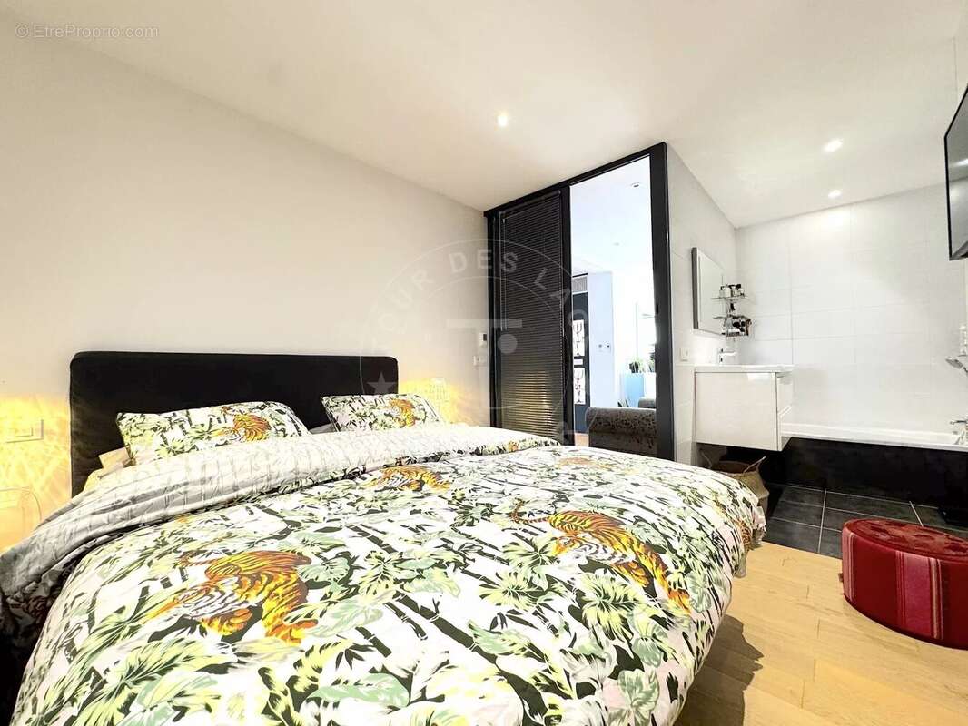 A vendre – loft contemporain en dernier étage – annecy centre-ville - photo 7
