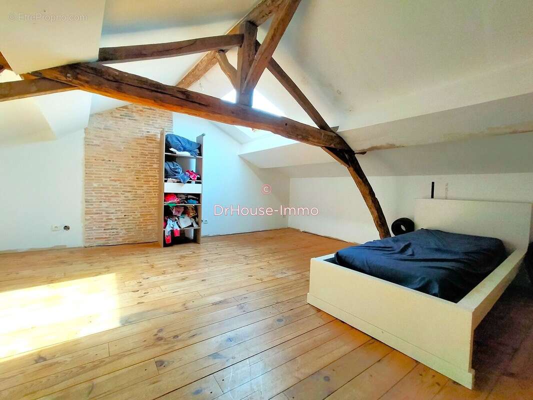 Maison 156 m² à Moussac  - photo 15