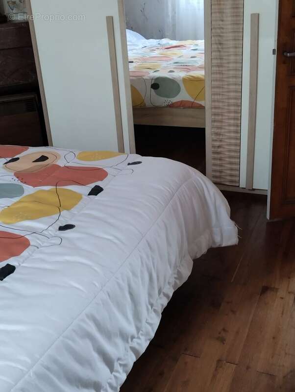 Maison à CHEF-BOUTONNE