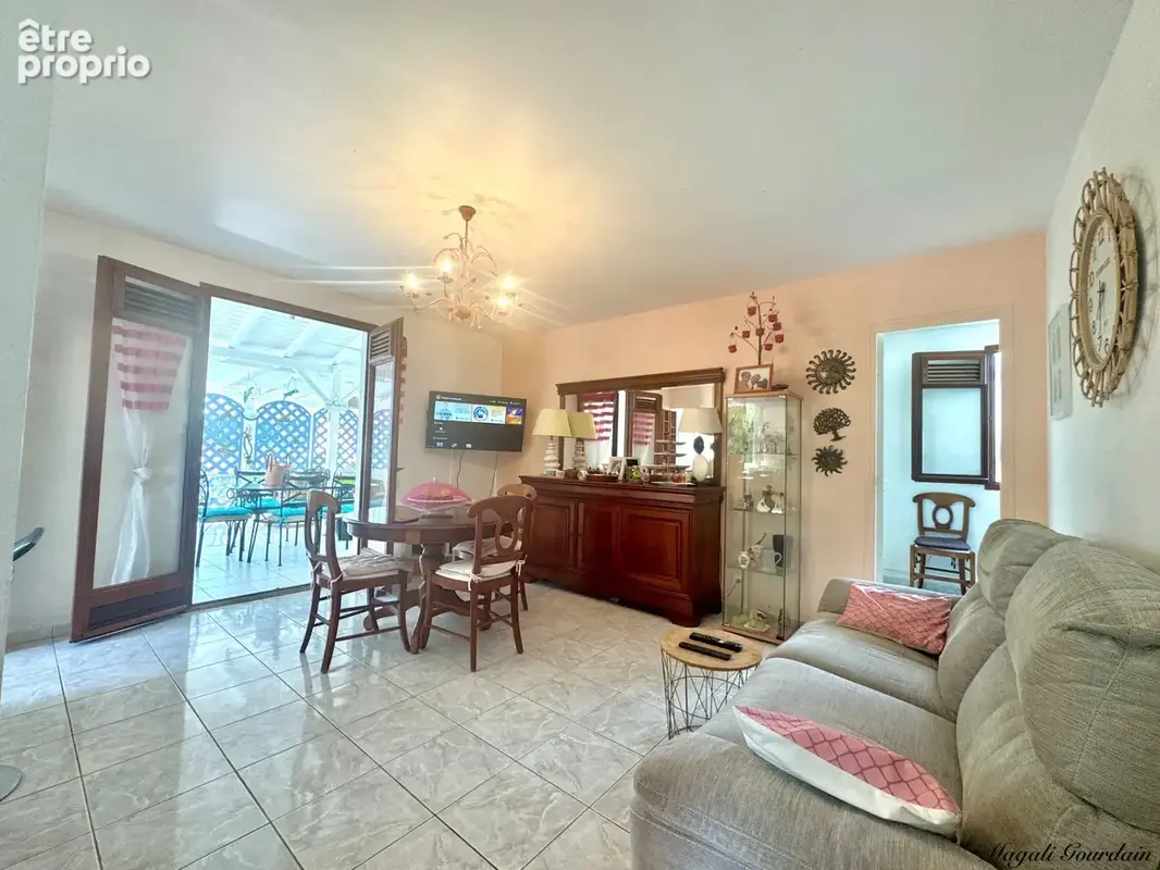 Exclusivité – villa avec 3 gites a fort potentiel locatif – quartier recherche de sainte anne - photo 11