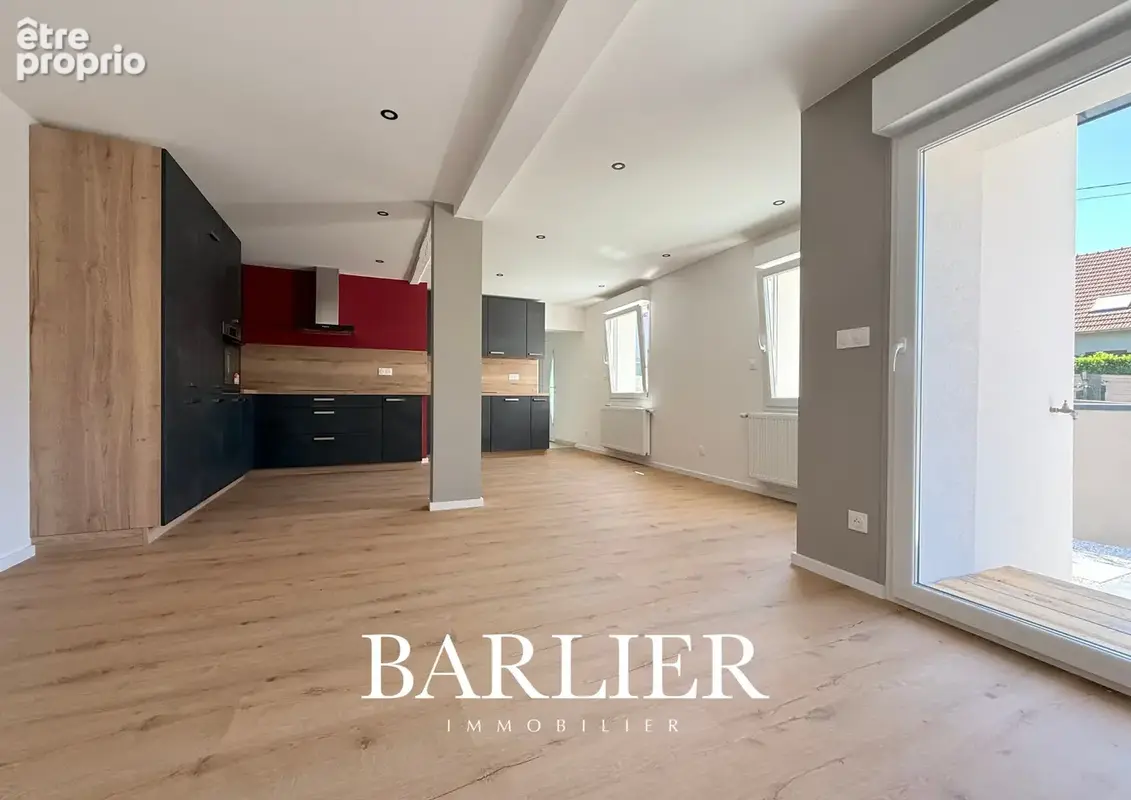 SOUFFELWEYERSHEIM - Maison de plain-pied rénovée 3 pièces 77m2 avec terrasse, cave et parkings - photo 2