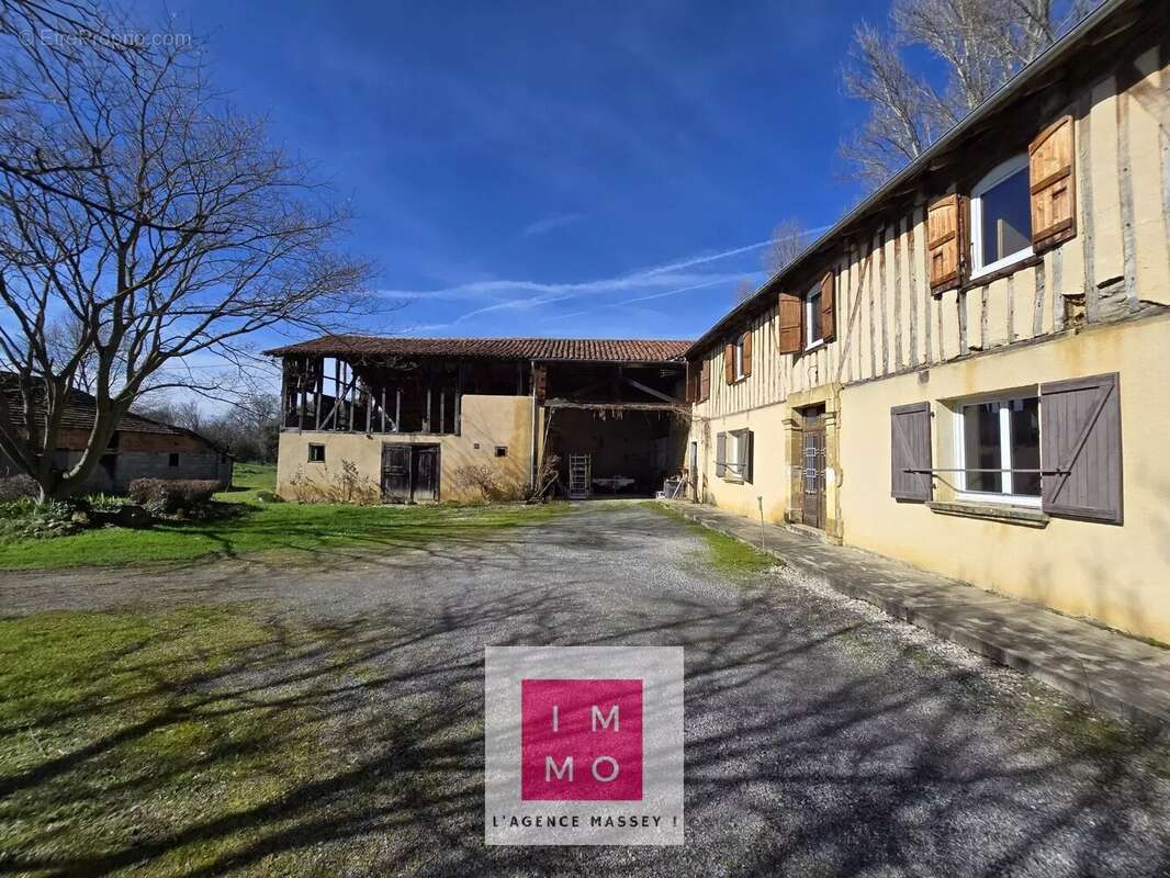 Maison à TRIE-SUR-BAISE