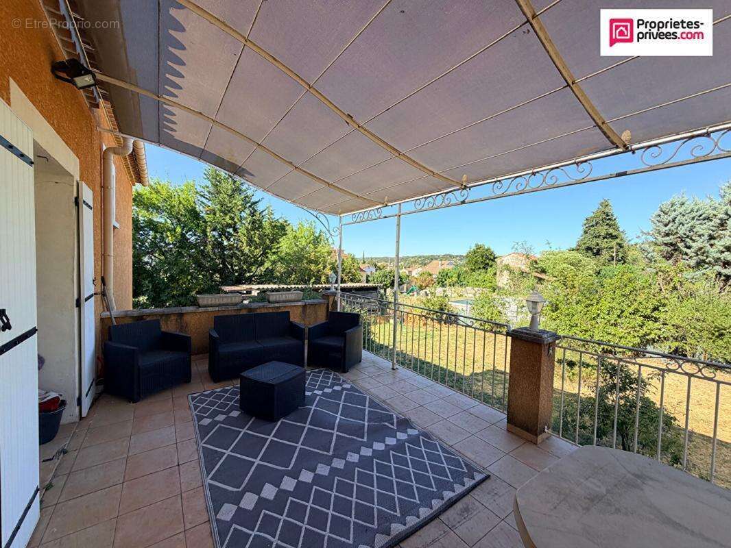Villa Saint Hilaire De Brethmas 5 pièce(s) 103 m2 3 chambres + 1 BUREAU - photo 2