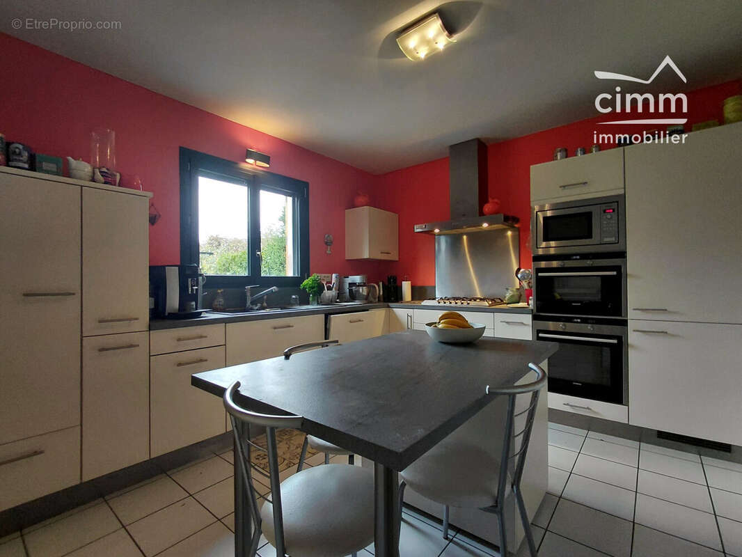 Cuisine - Maison à CLAIX