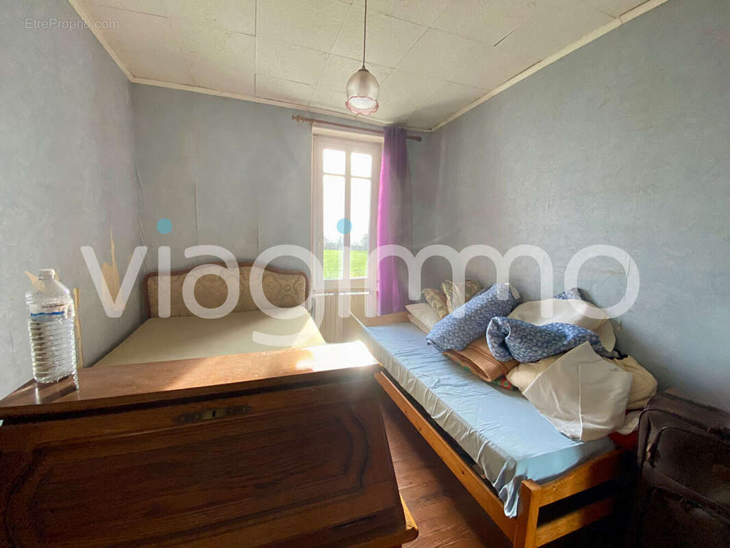 MAULÉON Corps de ferme 138m² avec dépendances - photo 6