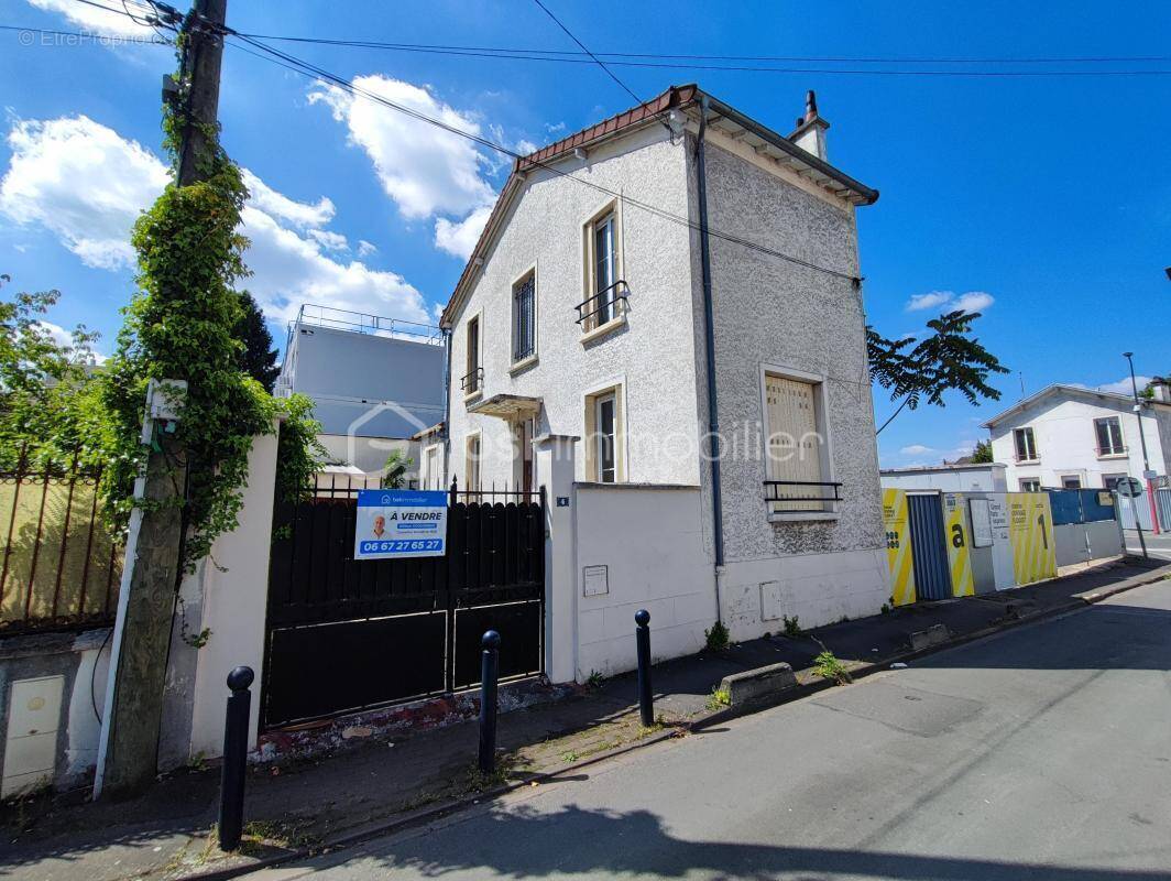 Maison à CHAMPIGNY-SUR-MARNE