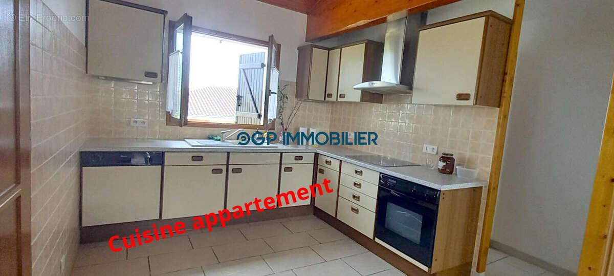 cuisine appartement  - Maison à CASTELGINEST