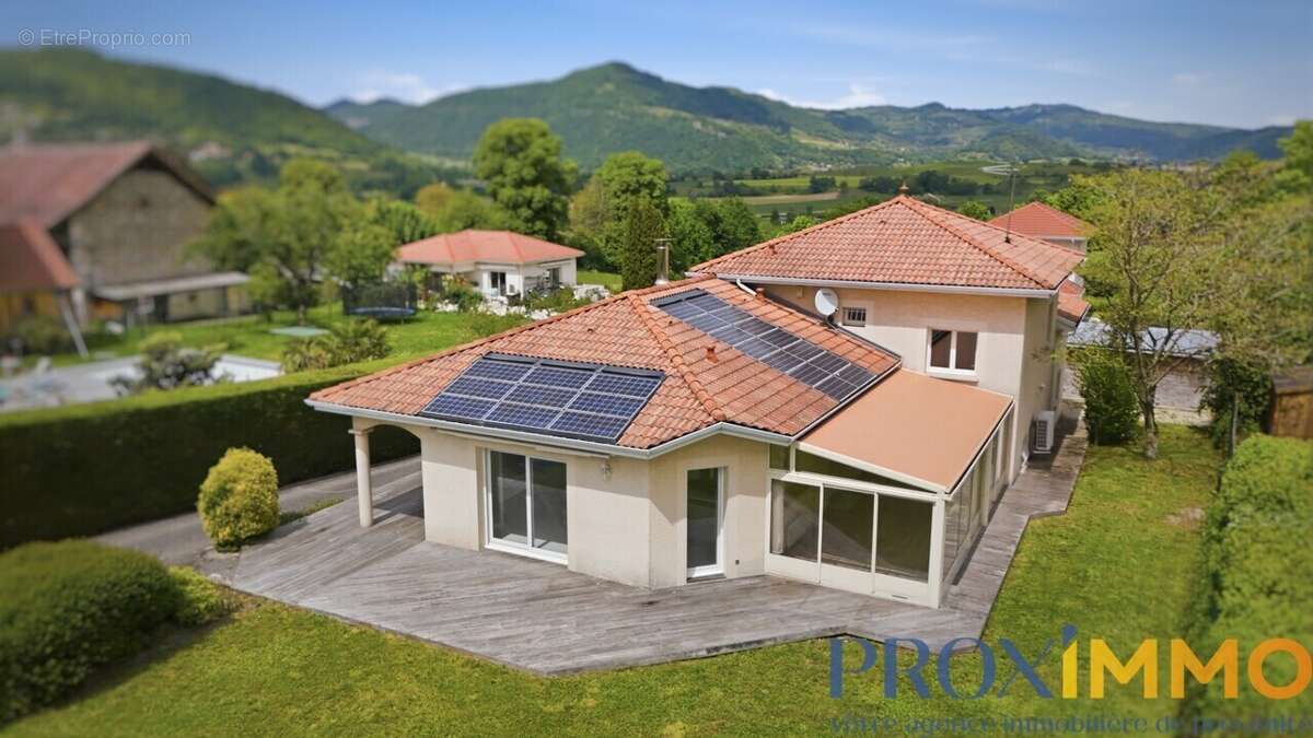 Maison à COUBLEVIE