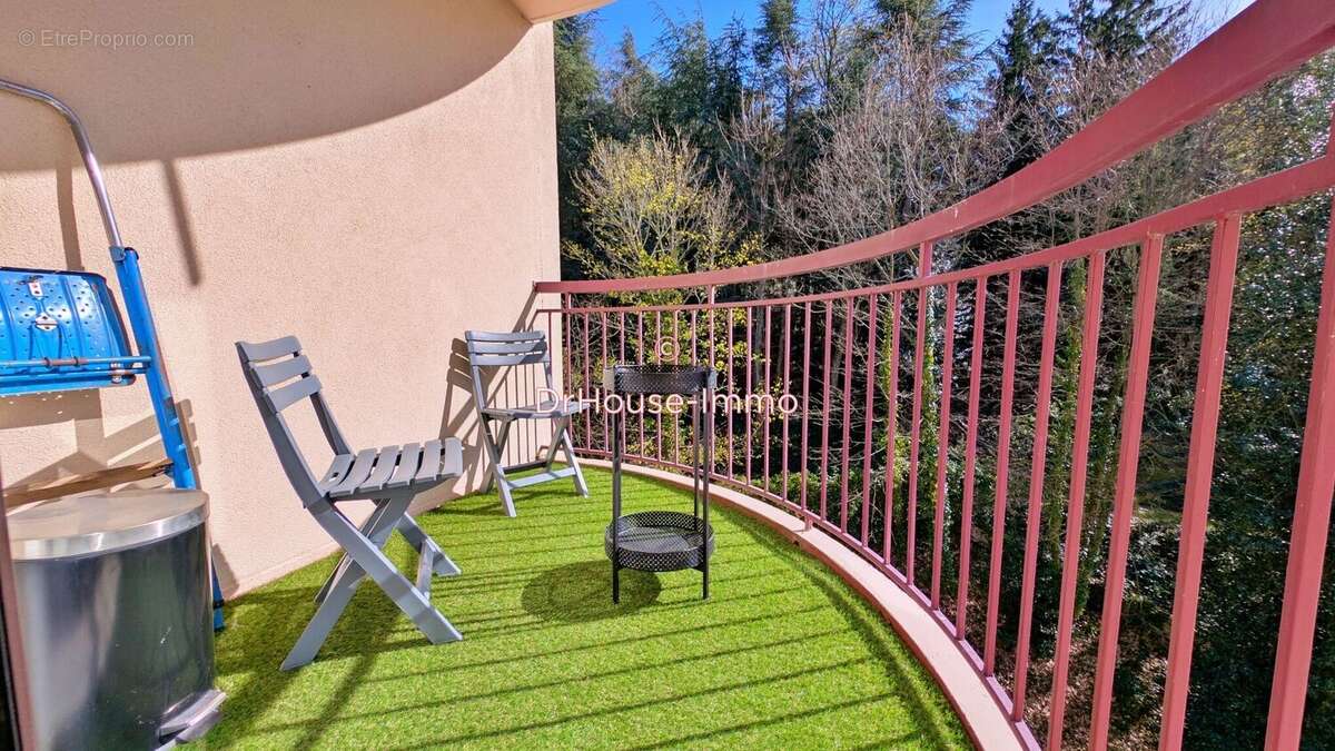 Appartement à SAINT-ETIENNE