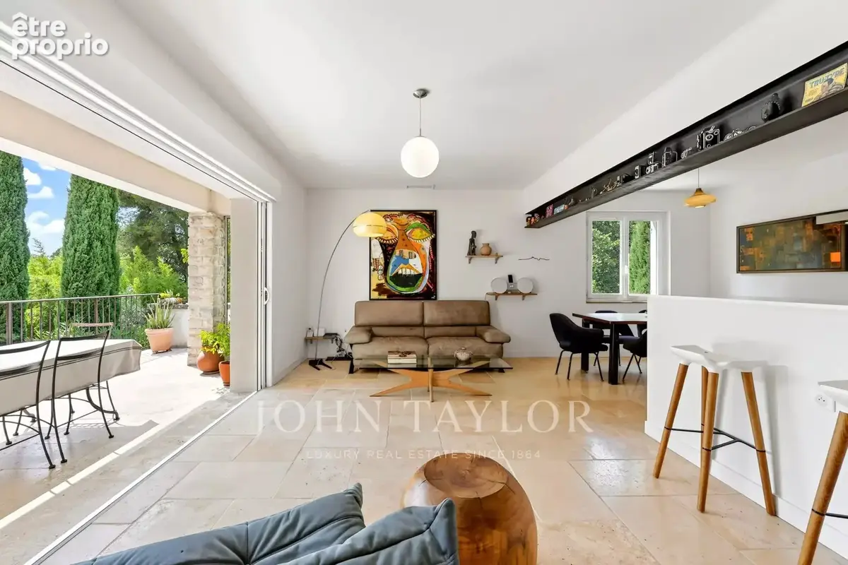Magnifique maison 7 pièces avec piscine à Vernègues - photo 4