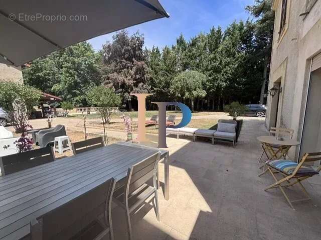 Charlieu- maison sur parc - photo 8
