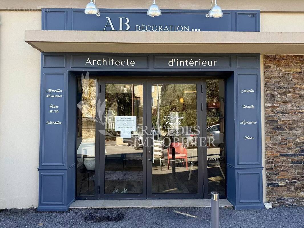 Commerce à LE ROURET