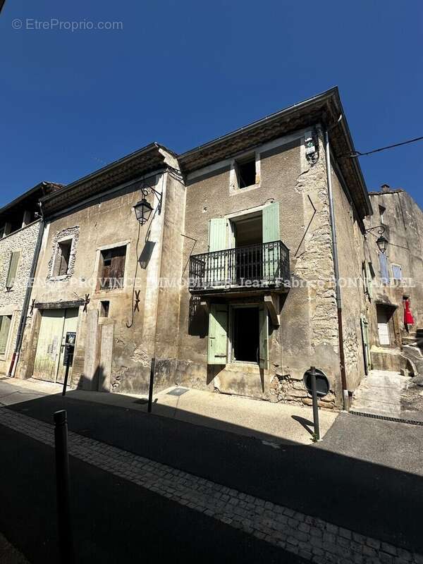 Maison 170 m² à Rousset-Les-Vignes  - photo 19