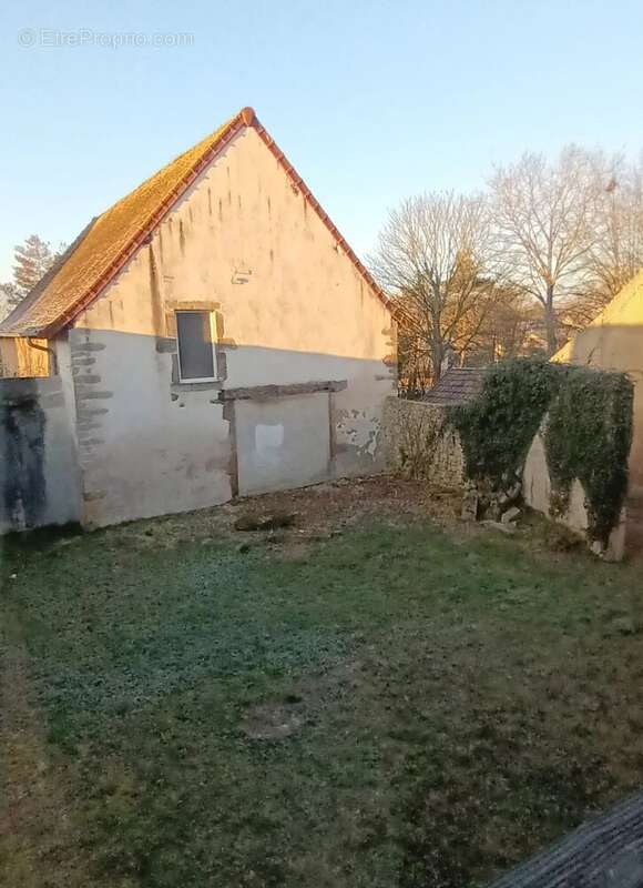 Maison à PERRECY-LES-FORGES