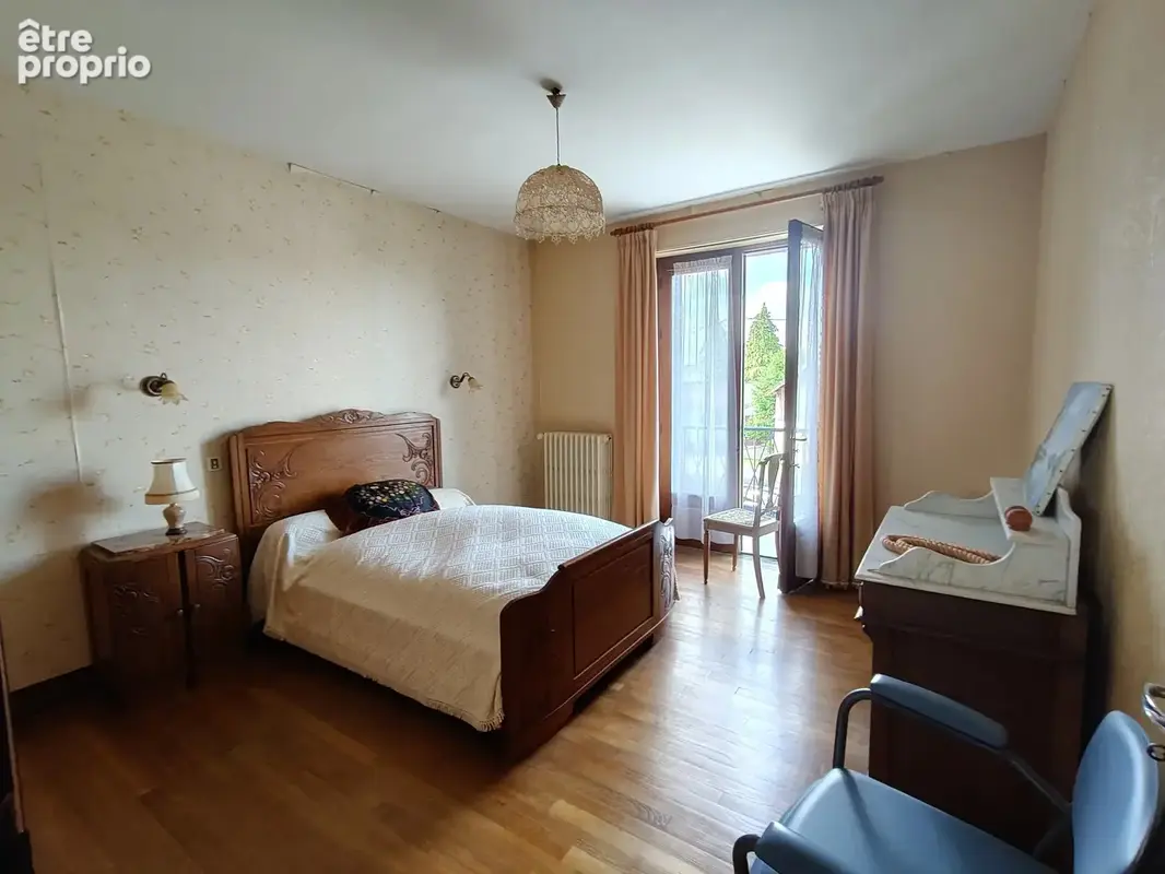 Laissez libre cours à vos projets dans cette vaste maison familiale - photo 6