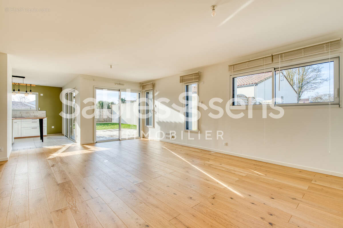 Maison à SAINTE-FOY