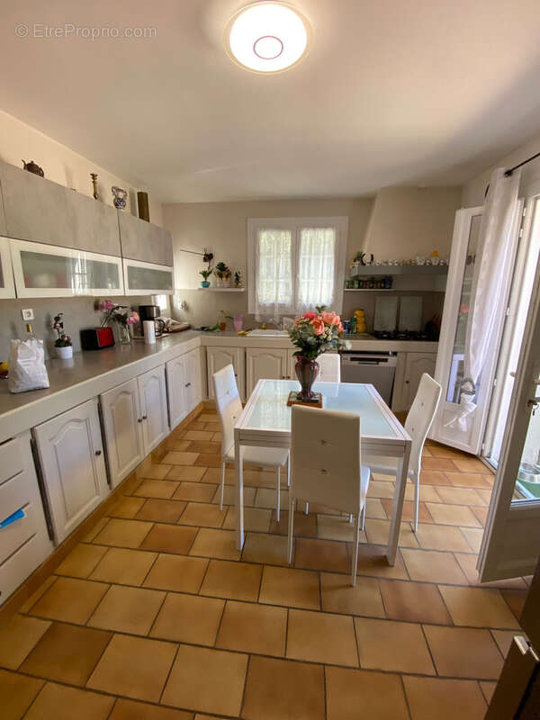 Maison à CADEROUSSE