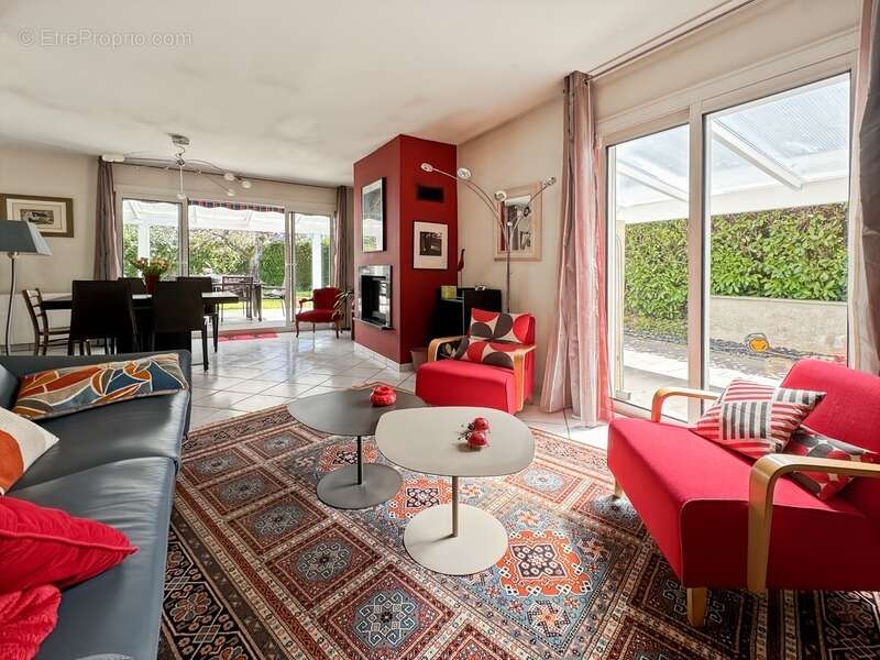 Maison à VERSONNEX