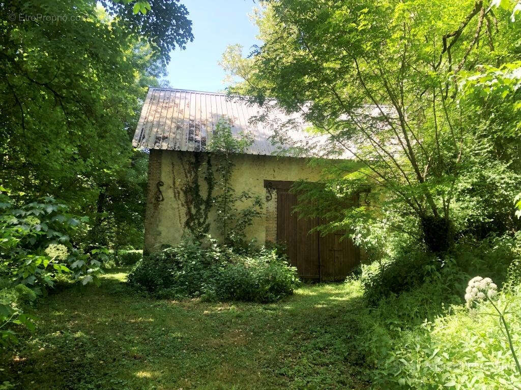 Maison 253 m² à Sens  - photo 19