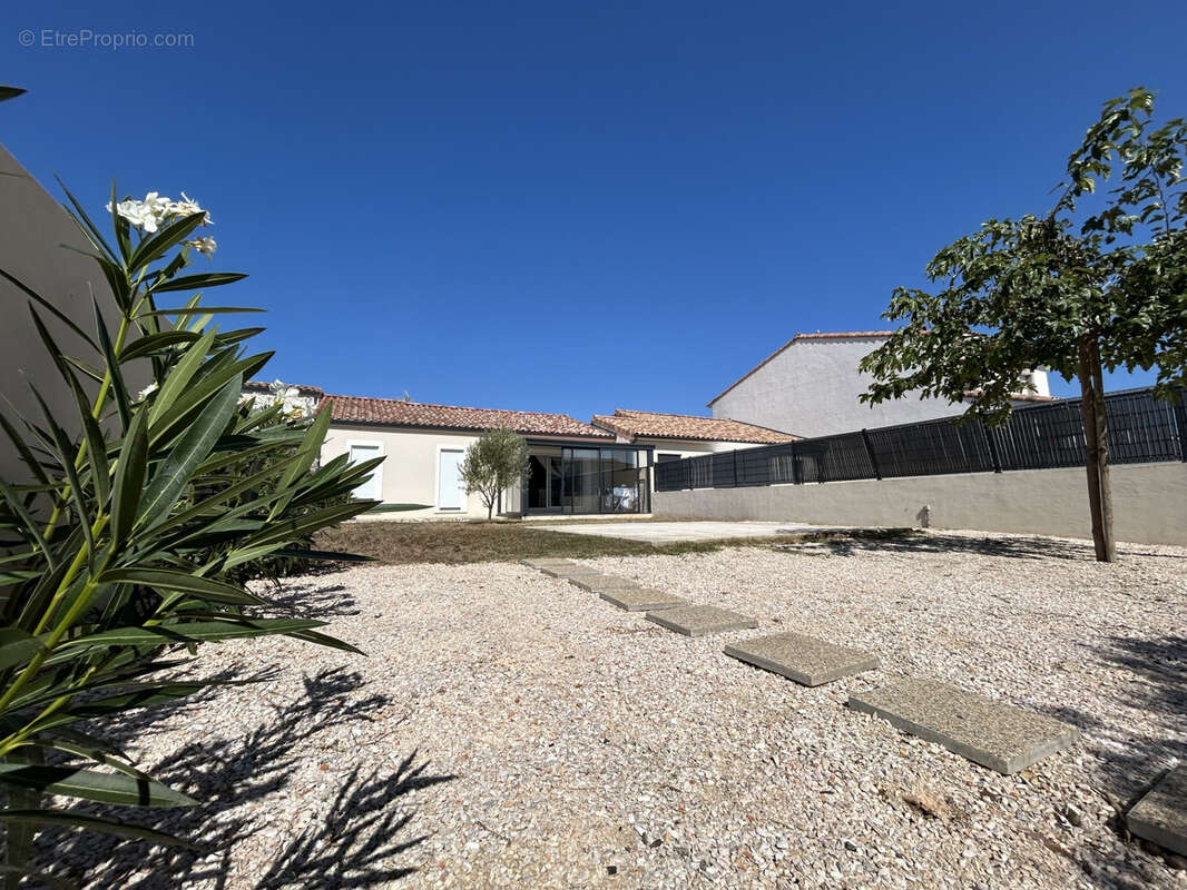 Maison à LEZIGNAN-CORBIERES