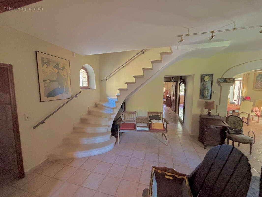 Maison à GRIGNAN