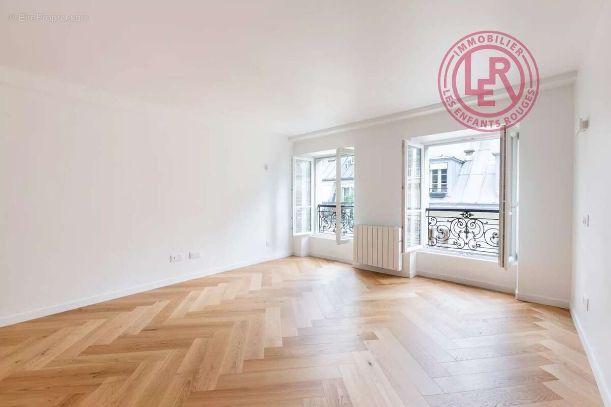 Appartement à PARIS-6E