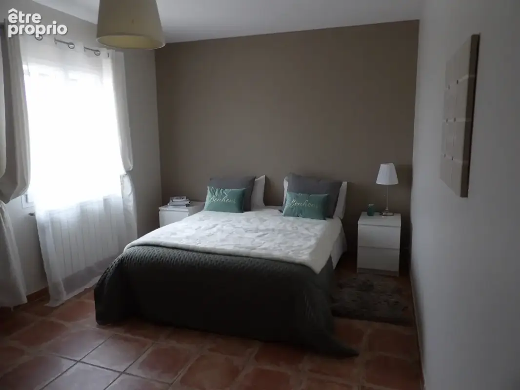 Lédignan - Charmante villa familiale avec piscine sur 2691 m2 de terrain. - photo 14