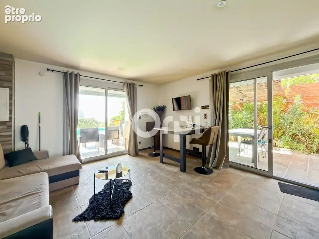 ** Cassis - Idéal investisseurs - Villa de 6 appartements ** - photo 11
