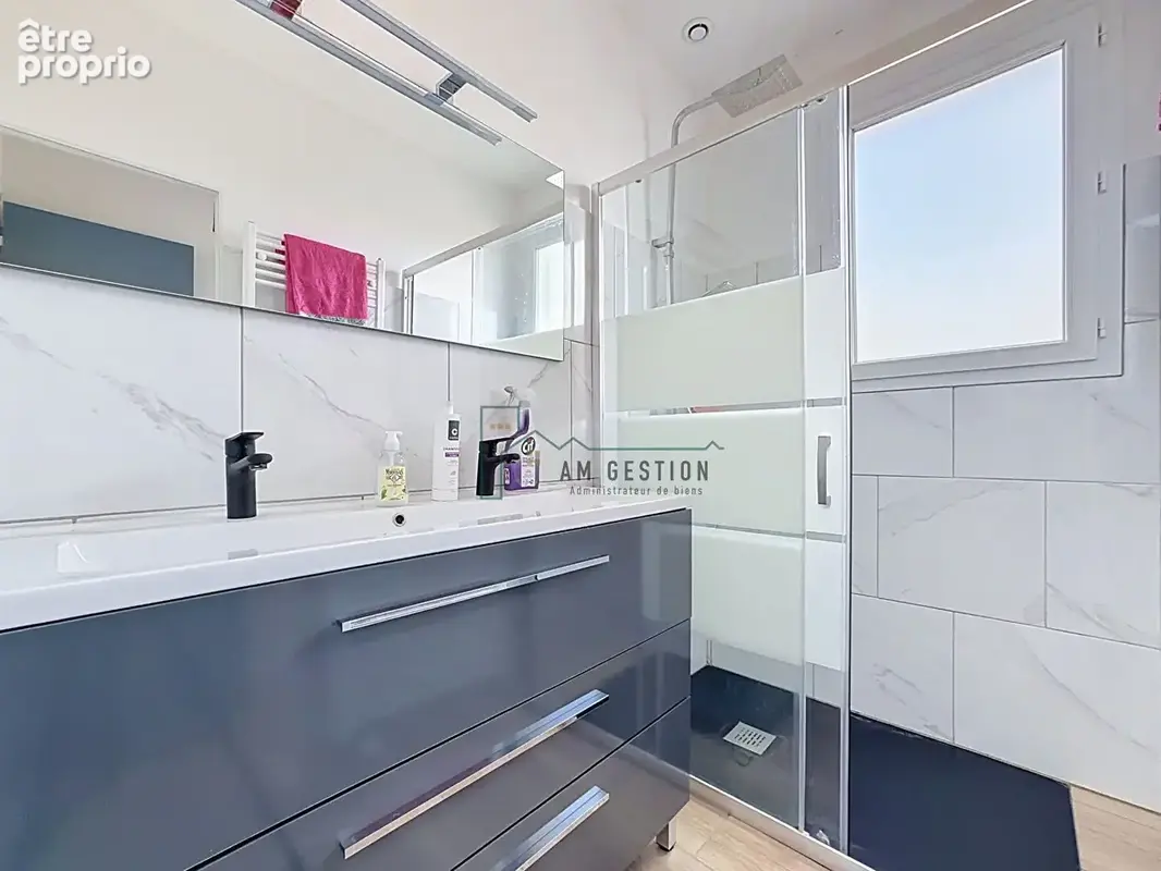 Maison intégralement rénovée  avec 3 chambres - photo 10