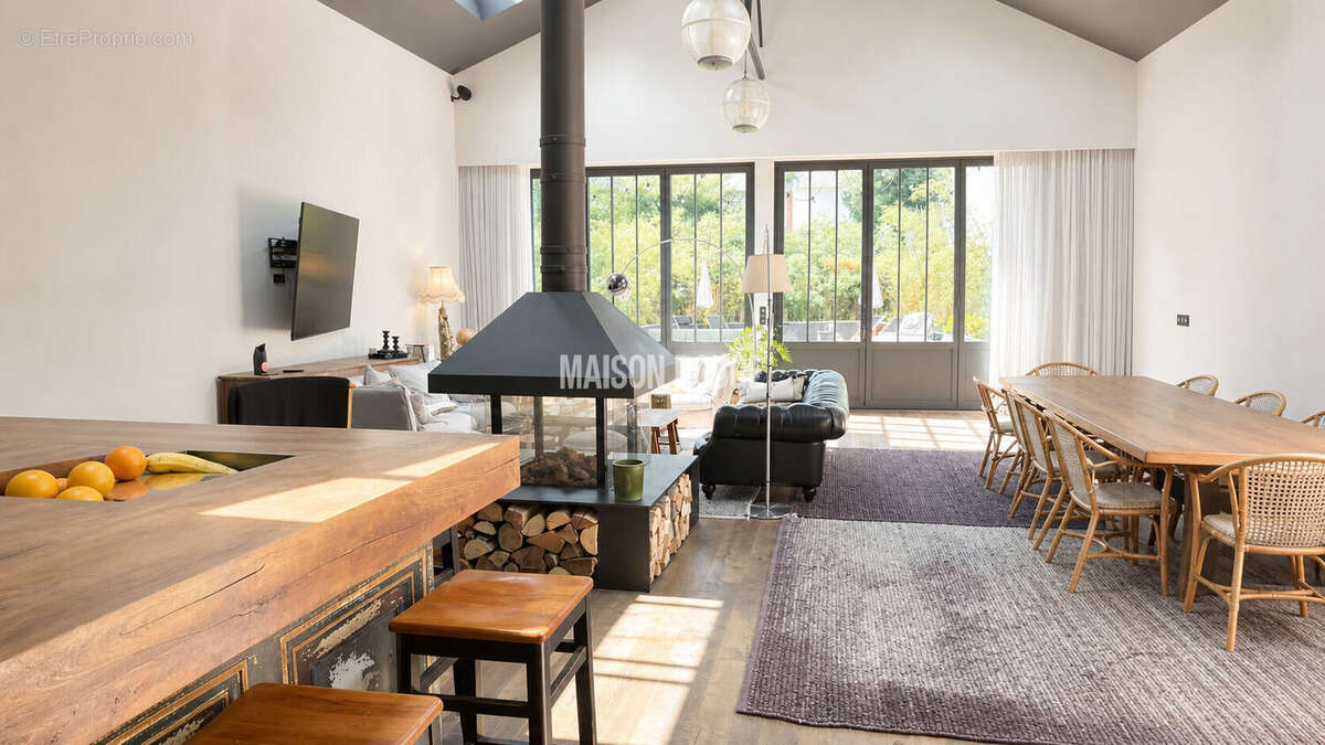 Dinard - Une propriété d'exception au coeur de la ville, où le caractère rencontre l'excellence contemporaine - photo 3