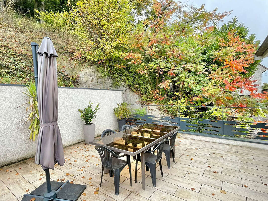 Appartement à BOURGOIN-JALLIEU