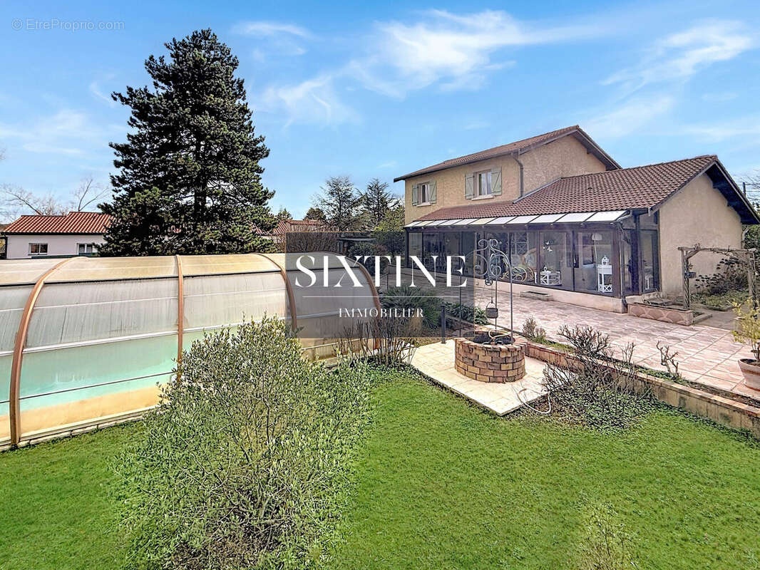 Maison à SAINT-ROMAIN-EN-GAL