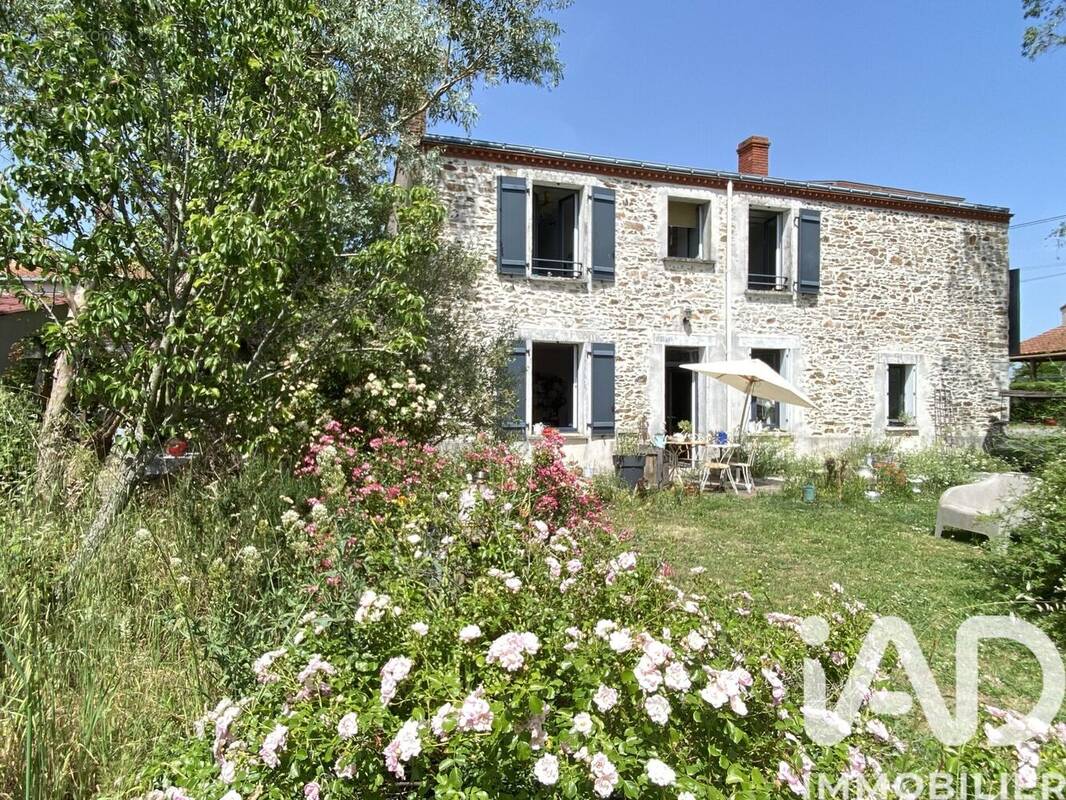 Photo 1 - Maison à MONNIERES