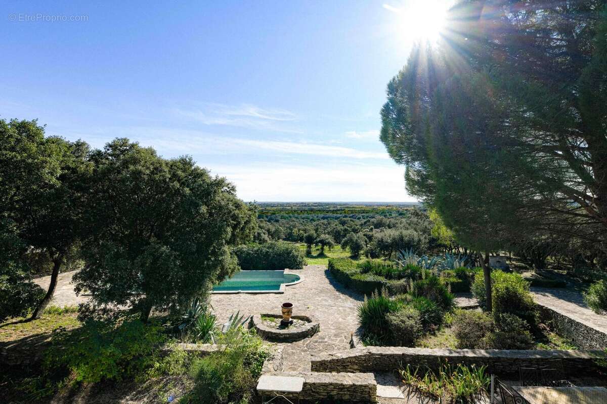Propriété en pierre avec parc, piscines et tennis aux portes d'Uzès - photo 17