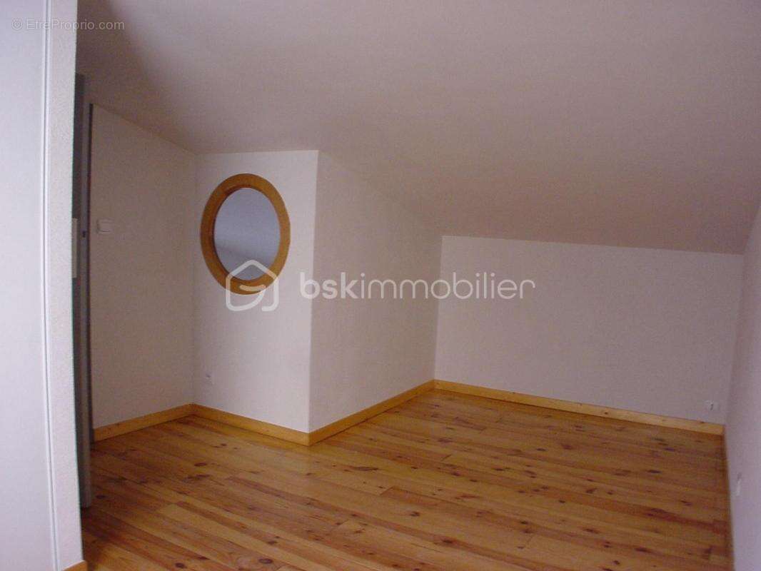Appartement à LUNEL