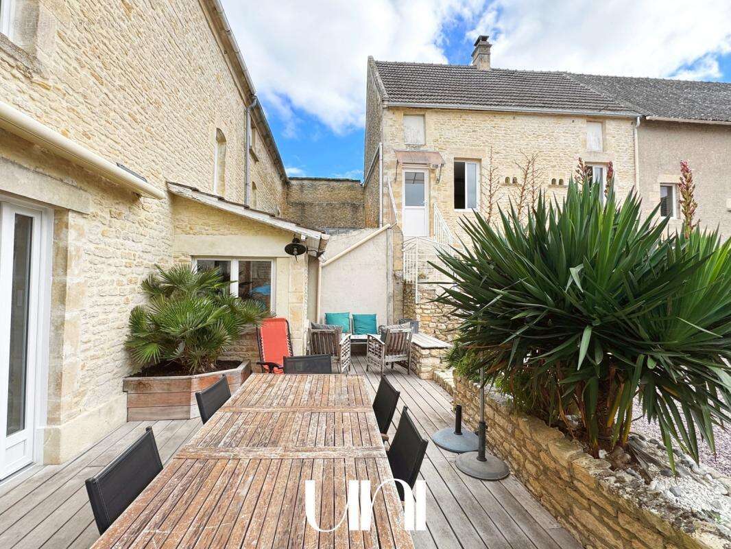 Maison à LUC-SUR-MER